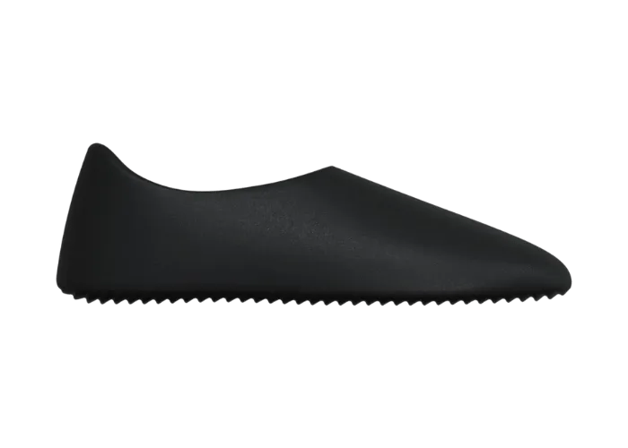 Kanye West's New Yeezy SLPR Slipper is Available For Pre-Order